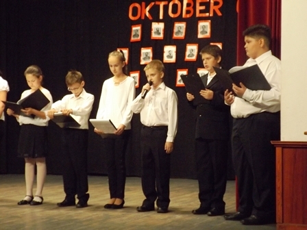 http://karcsa.hu/programok/nggallery/galeria-album/aradi-vertanuk-napja-2015-10-06